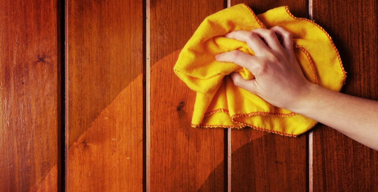 como cuidar la madera en tus escaleras y muebles