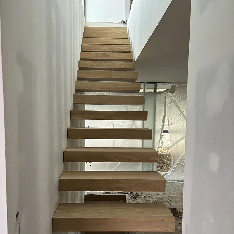 escaleras-cajones Peldaños de madera en escalera de cajones