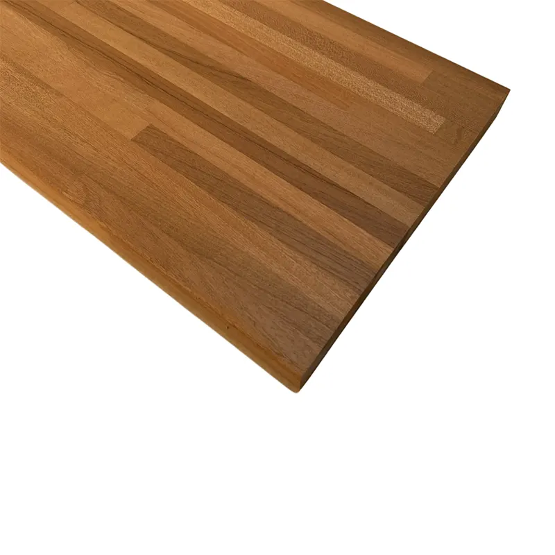 Peldaño Sapelly - Esquina